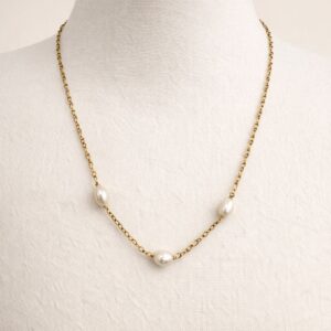 Collar "DELICATE PEARLS DOTS NECKLACE" Chapa Oro 22K