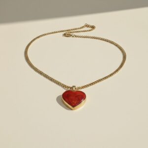 Cadena "Aura Rojo  "Chapa de Oro 22 K y Dije de Corazón 