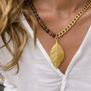 Collares