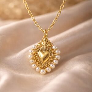 Collar Corazón Aurelia Chapa de Oro 22K