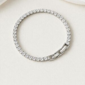 Pulsera Royale Tipo Tennis Plateada con Zirconias Redondas Estilo Diamante