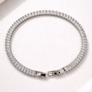 Pulsera Elysee Tipo Tennis Plateada con Zirconias Corte Baguette Elegante