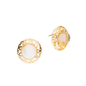 aretes-broquel-de-perla-con-calado-en-chapa-de-oro.jpg